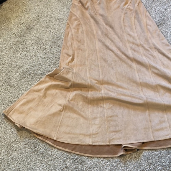 White House black market ultrasuede camel color swing midi skirt flare bottom 2 - Picture 3 of 9